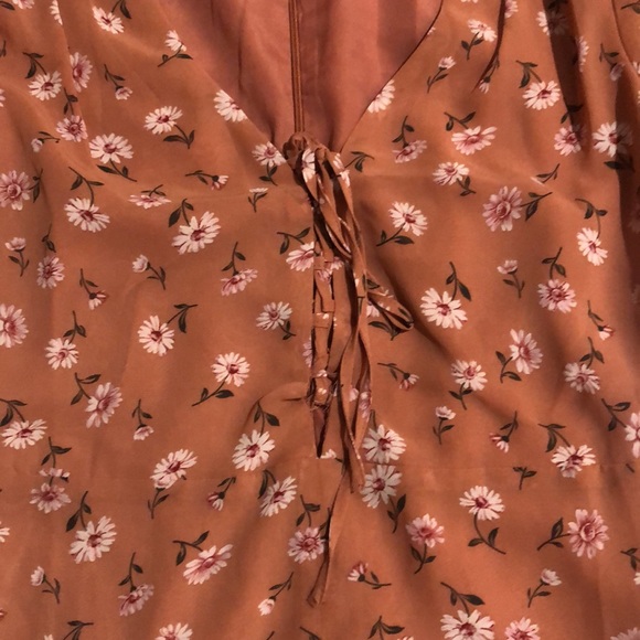 NWOT- floral romper lace up front Small - Picture 2 of 4